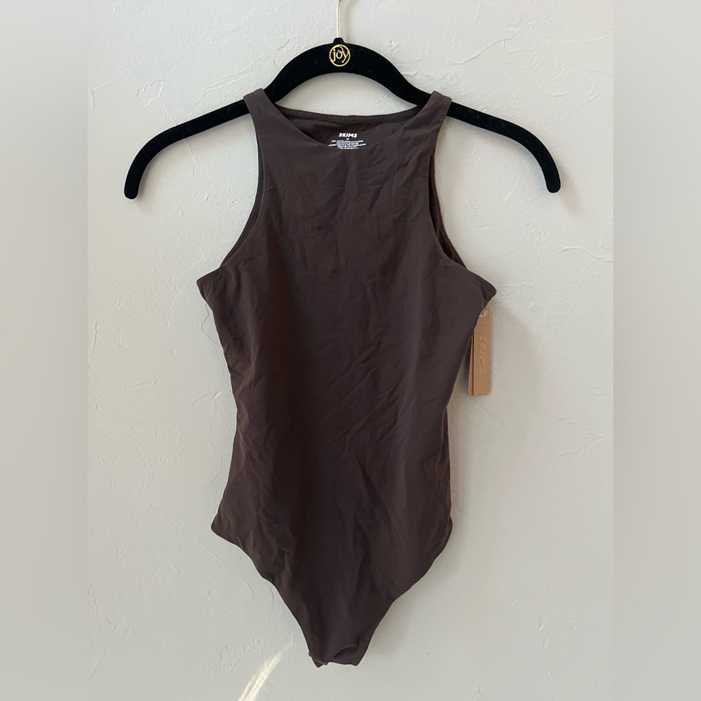 HTF SKIMS FITS EVERYBODY HIGH NECK BODYSUIT IN ESPRESSO XS